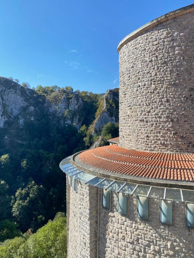 Iraipe Santuario De Arantzazu Hotel Oñate المظهر الخارجي الصورة