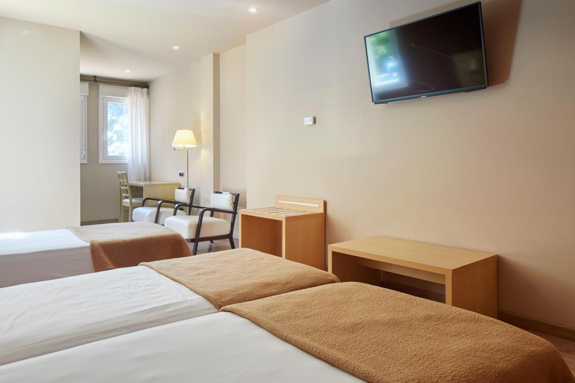 Iraipe Santuario De Arantzazu Hotel Oñate المظهر الخارجي الصورة